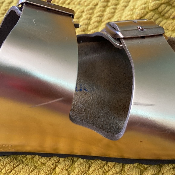 Rose gold Birkenstock Women's Arizona Soft Footbed
Slide Sandals size 39 - Picture 11 of 12